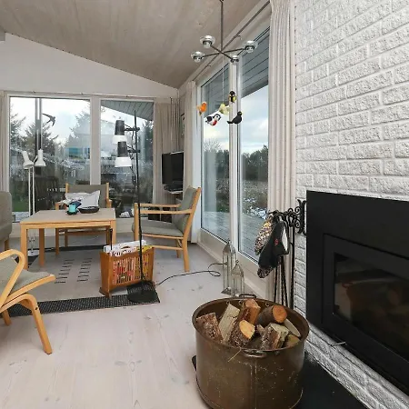 Ferienhaus Holiday Iii *